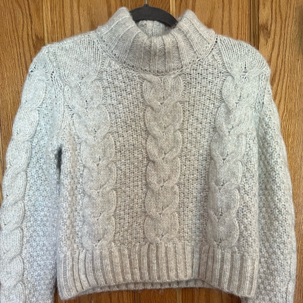 American eagle mid length cream sweater
